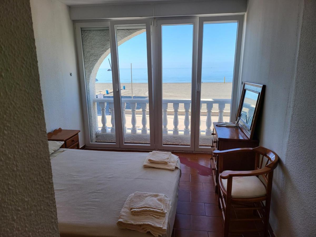 סנטה פולה Casa Primera Linea Playa Tamarit מראה חיצוני תמונה